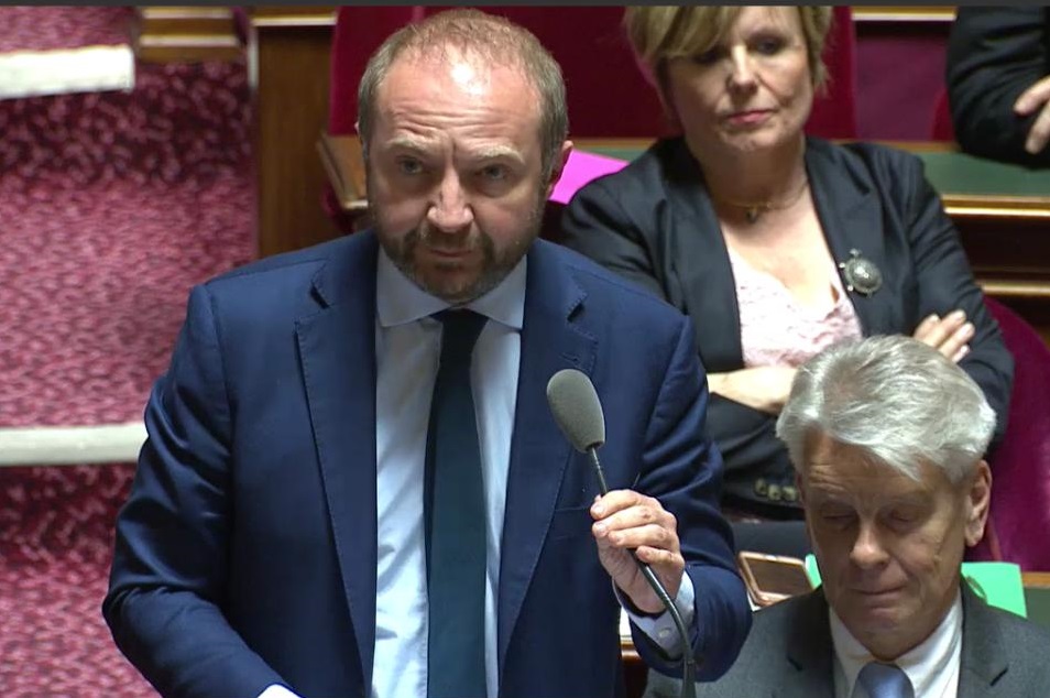 Ma question au Gouvernement sur l&rsquo;endométriose